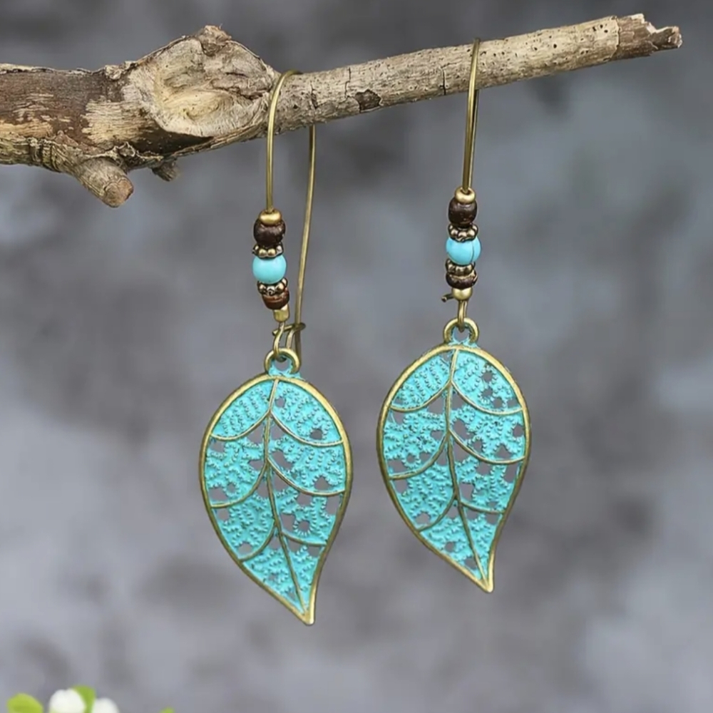 Retro Style Leaf Earrings